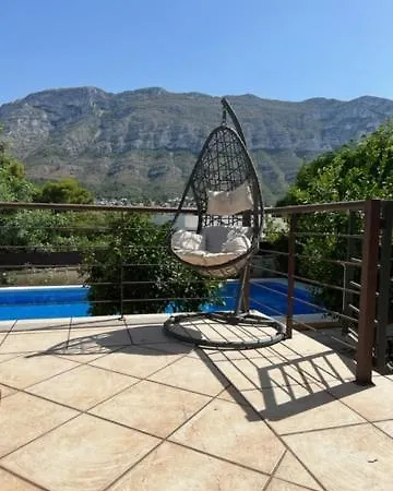 Castillitos En El Aire En Lo Alto Del Montgo-denia-piscina Villa *