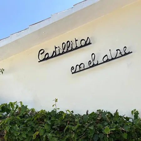 Castillitos En El Aire En Lo Alto Del Montgo-denia-piscina Villa Denia